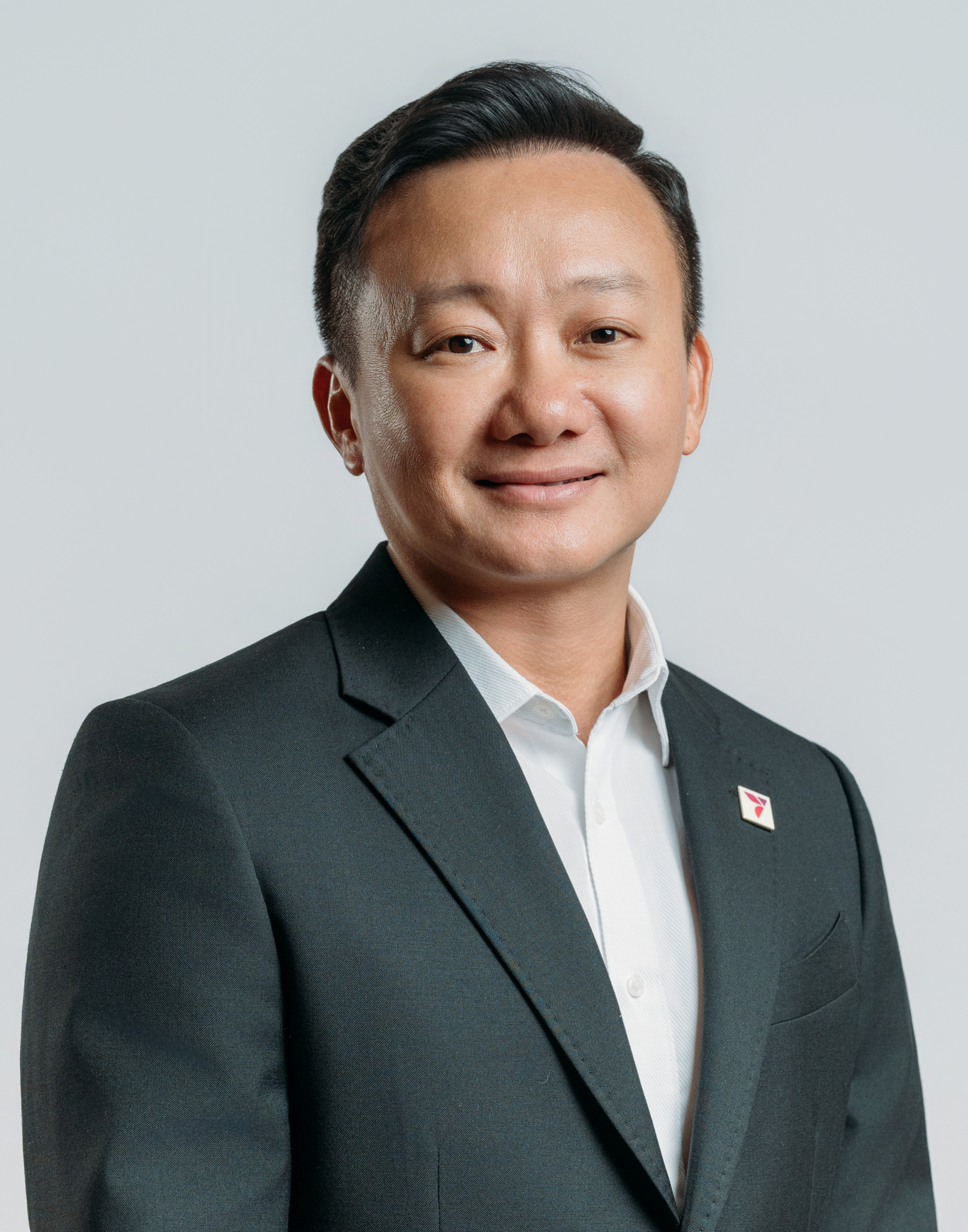Lim_Profile Photo 4
